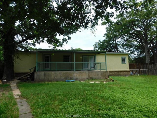 402 Higgs Drive, Bryan, TX 77807