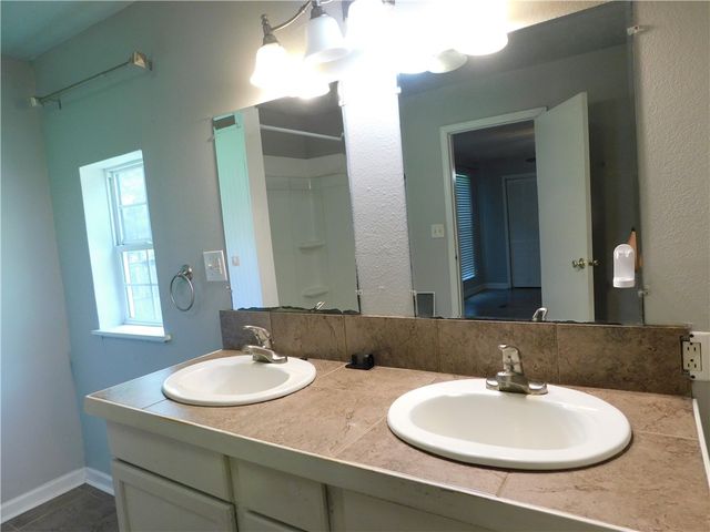 402 Higgs Drive, Bryan, TX 77807