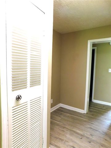 402 Higgs Drive, Bryan, TX 77807