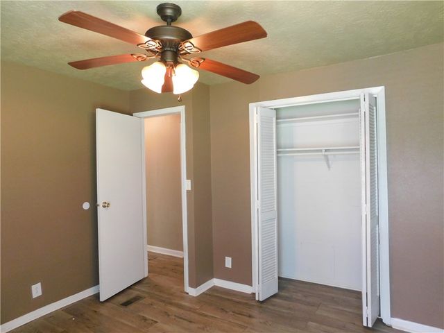 402 Higgs Drive, Bryan, TX 77807
