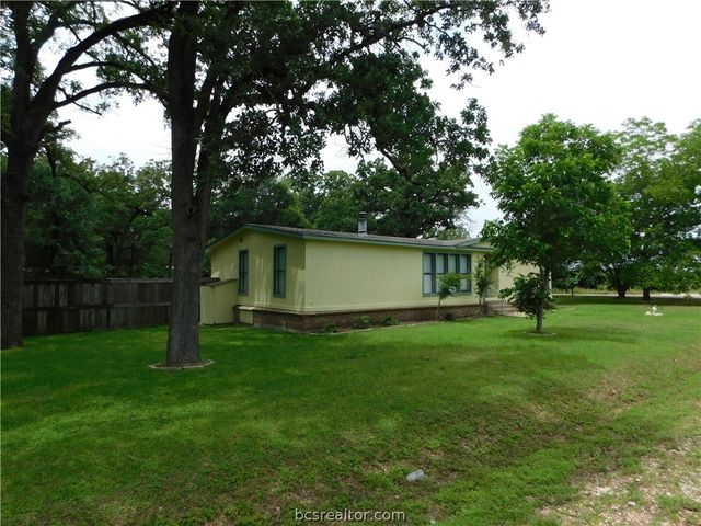 402 Higgs Drive, Bryan, TX 77807