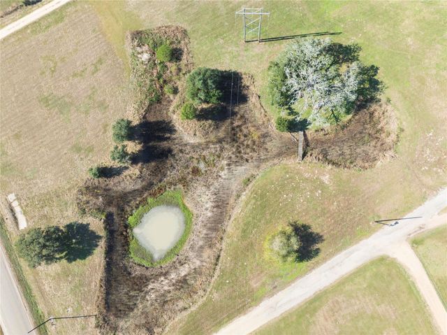 1100 Calhoun RD, Eagle Lake, TX 77434