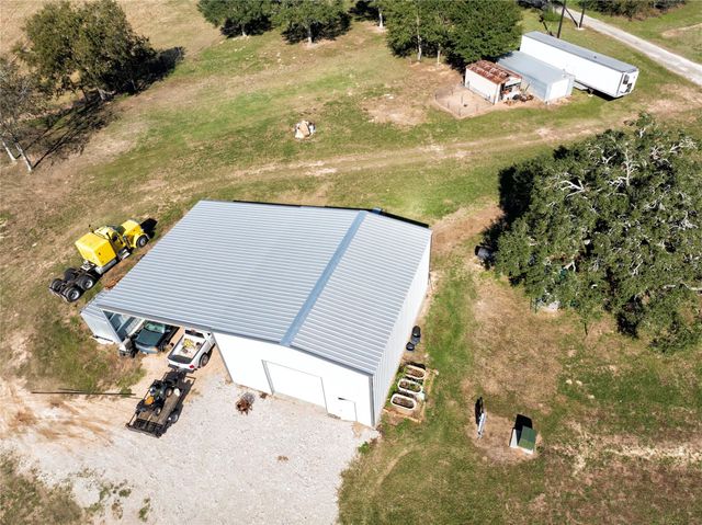 1100 Calhoun RD, Eagle Lake, TX 77434