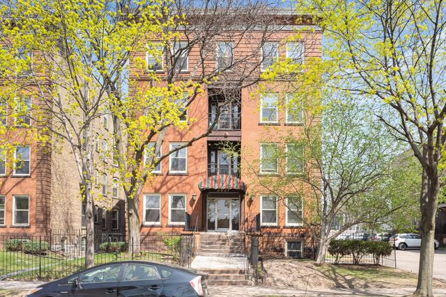2421 Emerson Avenue S 107, Minneapolis, MN 55405