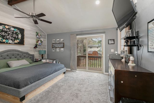 1039 E Manchester Drive, Springfield, MO 65810