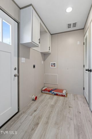 8000 Snapps Ferry Road, Chuckey, TN 37641