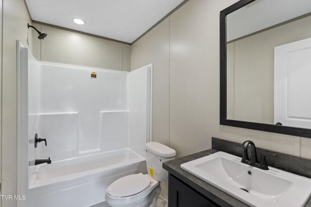 8000 Snapps Ferry Road, Chuckey, TN 37641