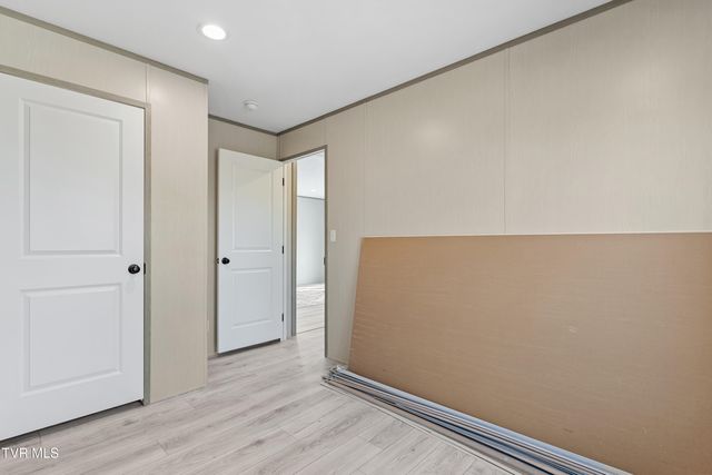 8000 Snapps Ferry Road, Chuckey, TN 37641