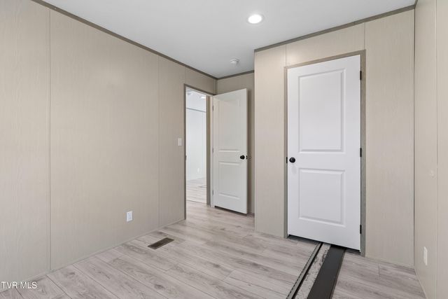 8000 Snapps Ferry Road, Chuckey, TN 37641