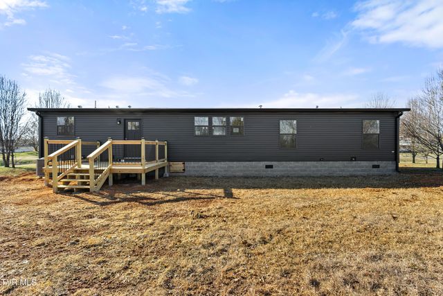 8000 Snapps Ferry Road, Chuckey, TN 37641