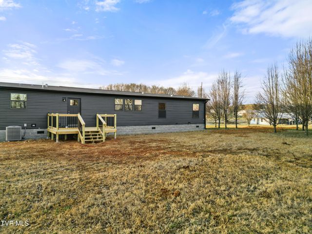 8000 Snapps Ferry Road, Chuckey, TN 37641