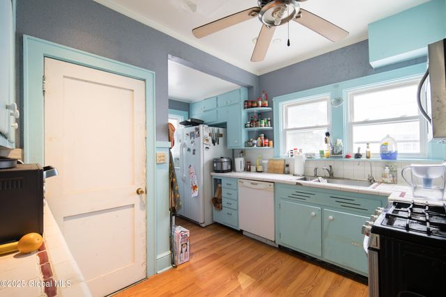 1906 Burdett Avenue, Troy, NY 12180