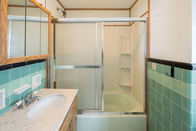 1906 Burdett Avenue, Troy, NY 12180