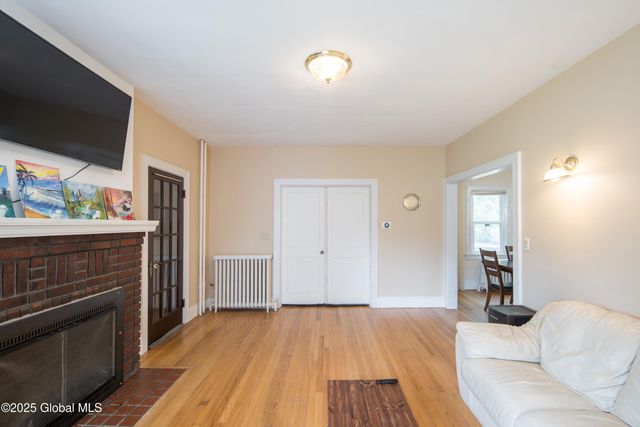 1906 Burdett Avenue, Troy, NY 12180