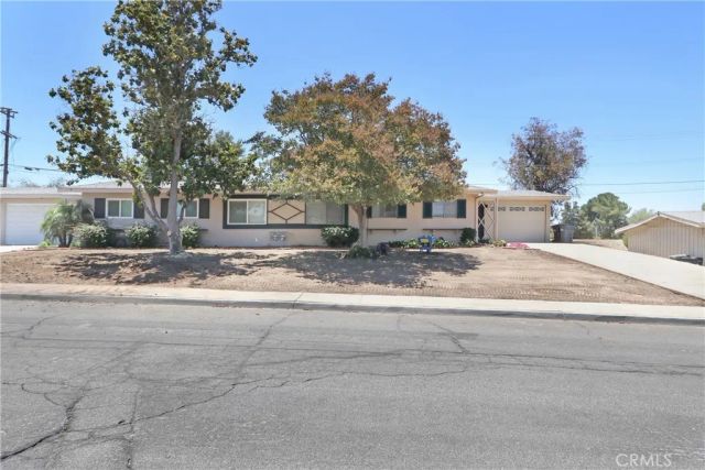 26959 Augusta Drive, Menifee, CA 92586