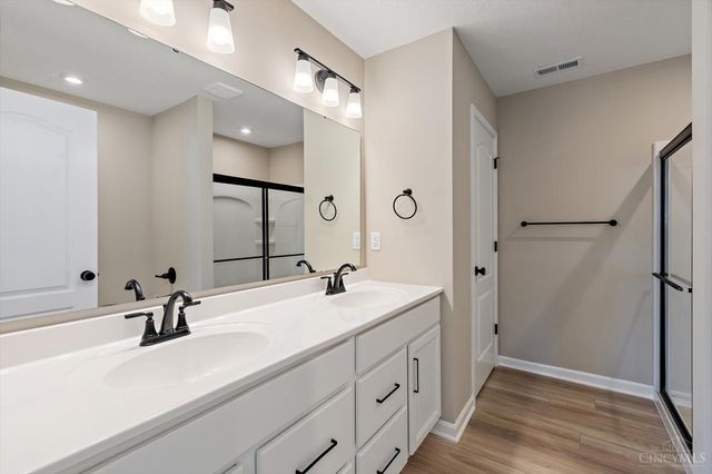 6071 Foothills Drive, Harrison, OH 45030