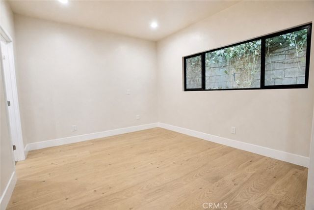 3434 Larissa, Los Angeles, CA 90026