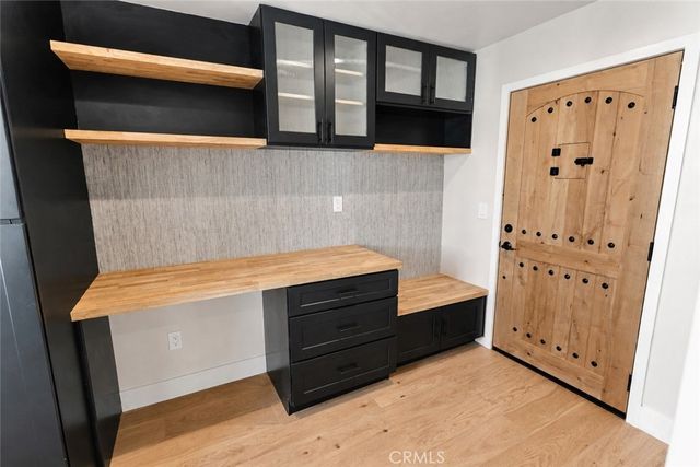 3434 Larissa, Los Angeles, CA 90026