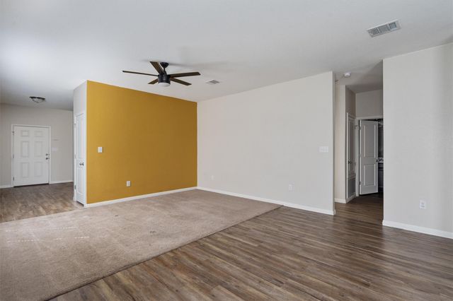 205 Athena WAY, Jarrell, TX 76537
