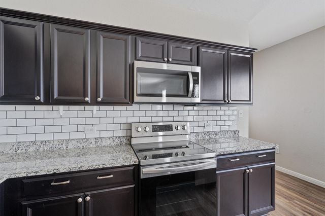 205 Athena WAY, Jarrell, TX 76537