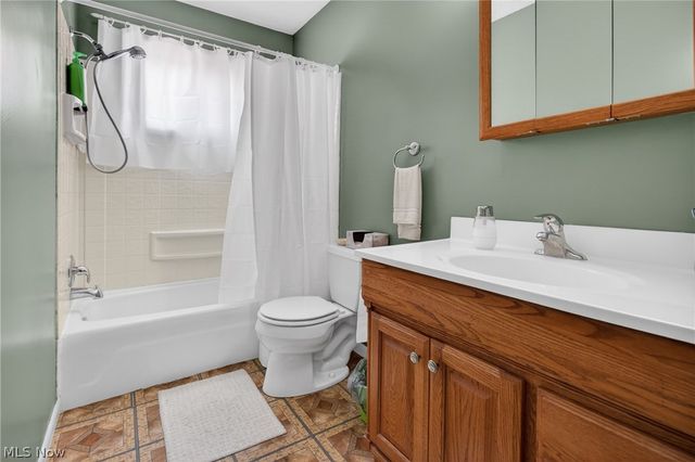 758 Abbe Road N, Elyria, OH 44035