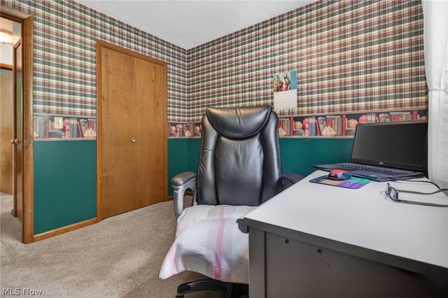 758 Abbe Road N, Elyria, OH 44035