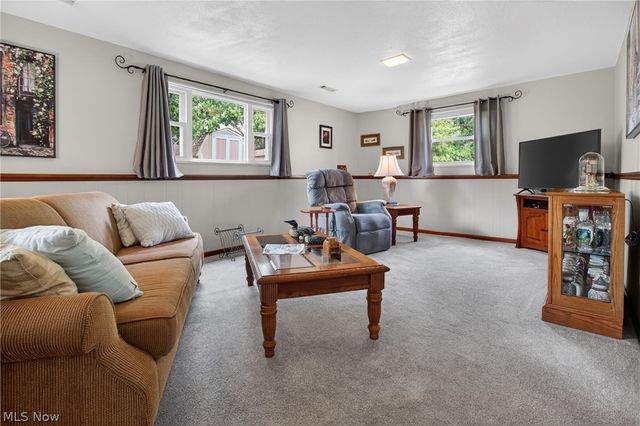 758 Abbe Road N, Elyria, OH 44035