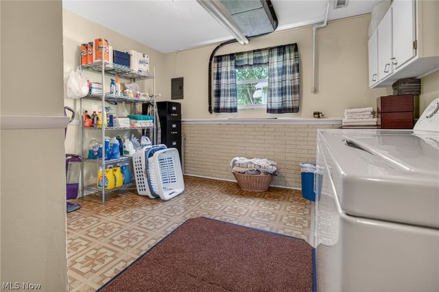 758 Abbe Road N, Elyria, OH 44035