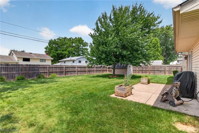 758 Abbe Road N, Elyria, OH 44035