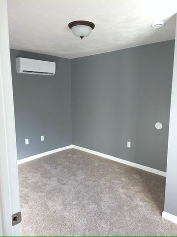 248 Ware, Palmer, MA 01069