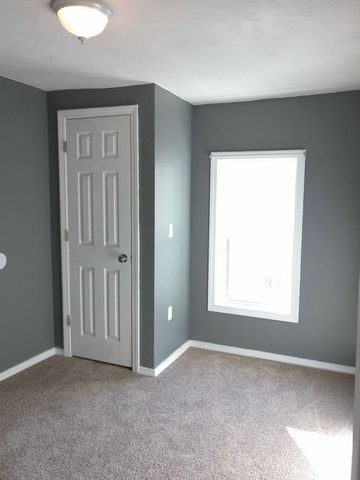 248 Ware, Palmer, MA 01069