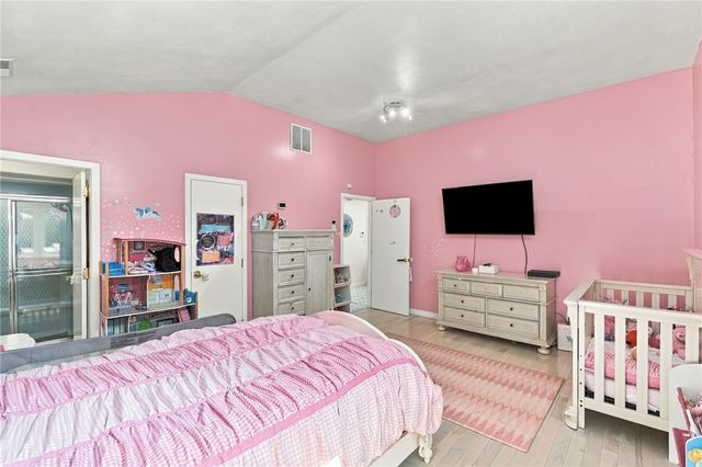2 Elden Court, Lincoln, RI 02865