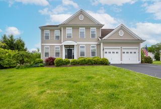 1 Independence Circle 1, Middlebury, CT 06762