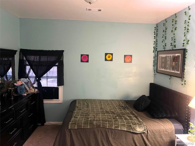 3726 Bushey Street, Detroit, MI 48210