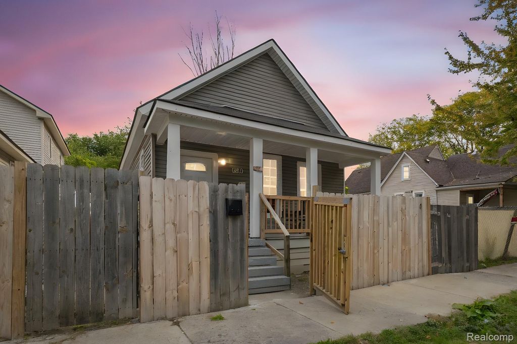 3726 Bushey Street, Detroit, MI 48210