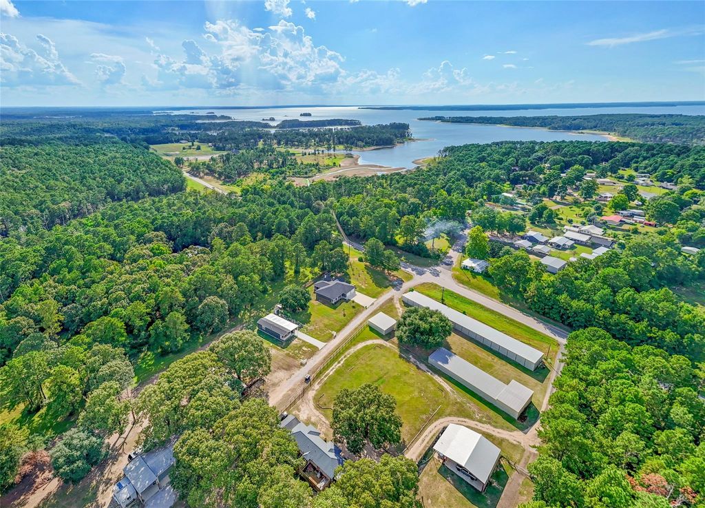 3066 Fm 1007, Brookeland, TX 75931