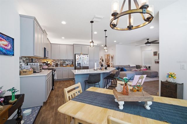 7431 SUNGOLD MEADOW COURT, Apollo Beach, FL 33572