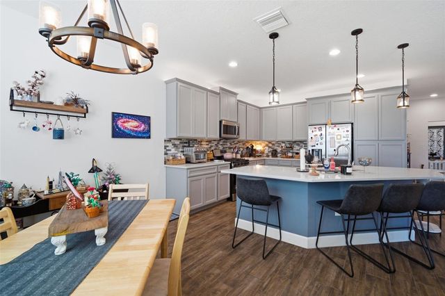 7431 SUNGOLD MEADOW COURT, Apollo Beach, FL 33572