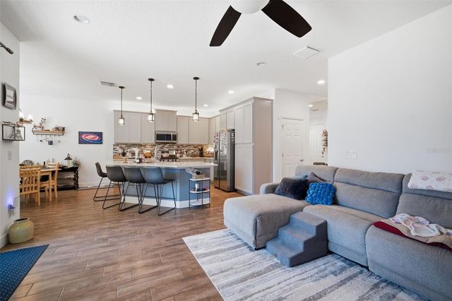 7431 SUNGOLD MEADOW COURT, Apollo Beach, FL 33572