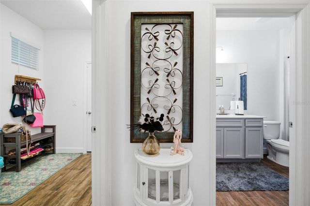 7431 SUNGOLD MEADOW COURT, Apollo Beach, FL 33572