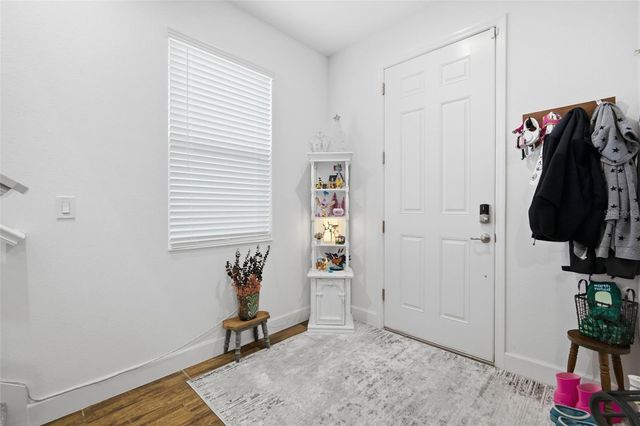 7431 SUNGOLD MEADOW COURT, Apollo Beach, FL 33572