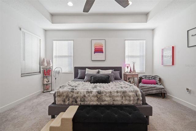 7431 SUNGOLD MEADOW COURT, Apollo Beach, FL 33572