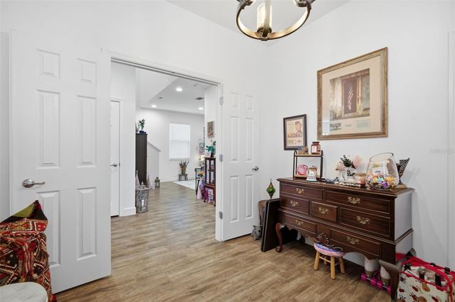 7431 SUNGOLD MEADOW COURT, Apollo Beach, FL 33572