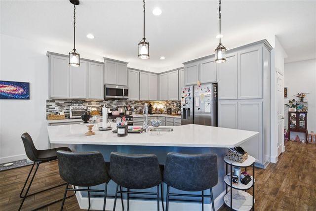 7431 SUNGOLD MEADOW COURT, Apollo Beach, FL 33572