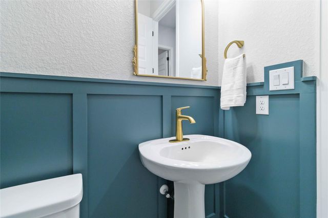 517 Mallow RD, Leander, TX 78641