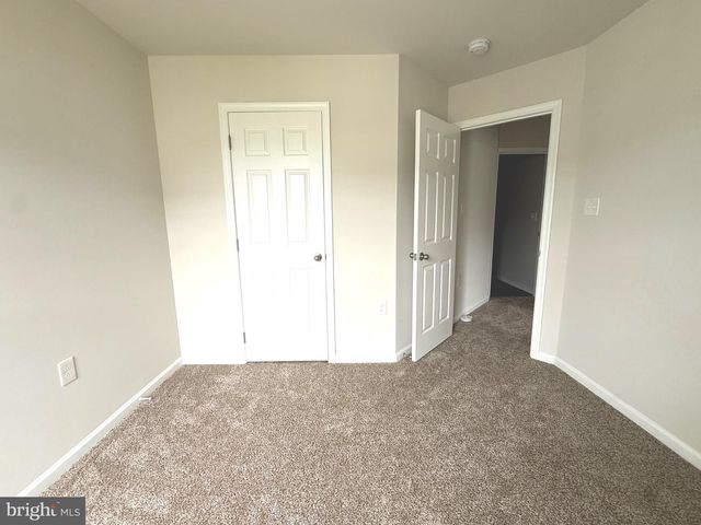 25 CAVENDISH WAY, Falling Waters, WV 25419