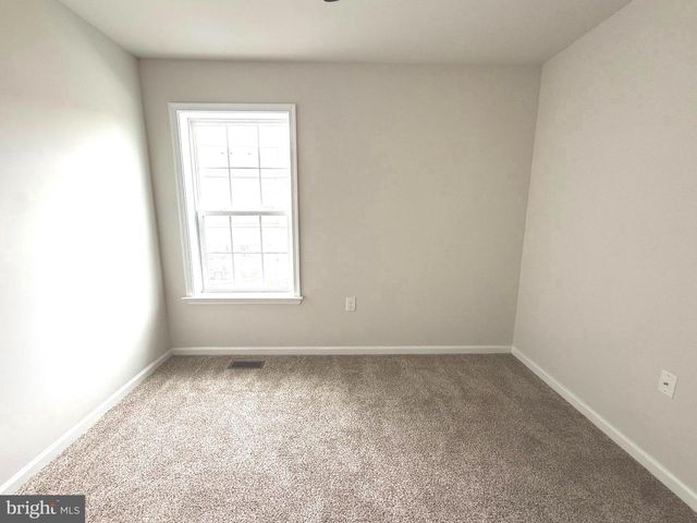 25 CAVENDISH WAY, Falling Waters, WV 25419