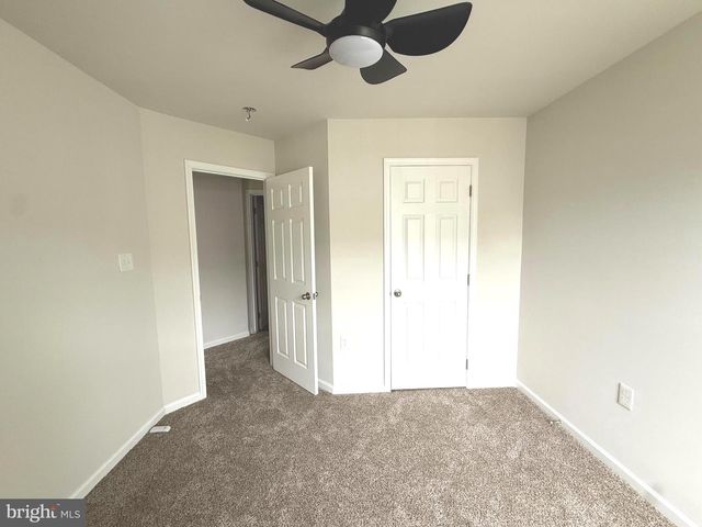 25 CAVENDISH WAY, Falling Waters, WV 25419
