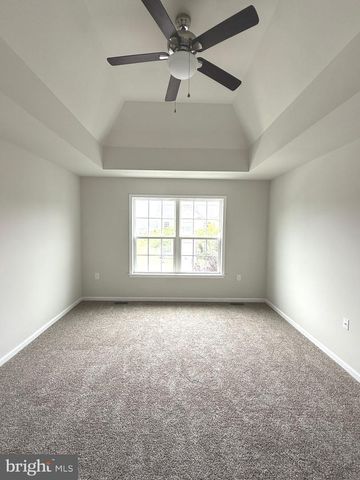 25 CAVENDISH WAY, Falling Waters, WV 25419