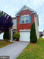 25 CAVENDISH WAY, Falling Waters, WV 25419